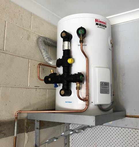 Plumbing services by Hutchins Plumbing & Gas Gold Coast in Hope Island